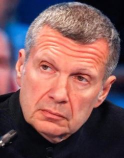 Dritto e Rovescio, Del Debbio sbotta sul caso Solovyev: dura replica sugli insulti a Meloni (VIDEO)