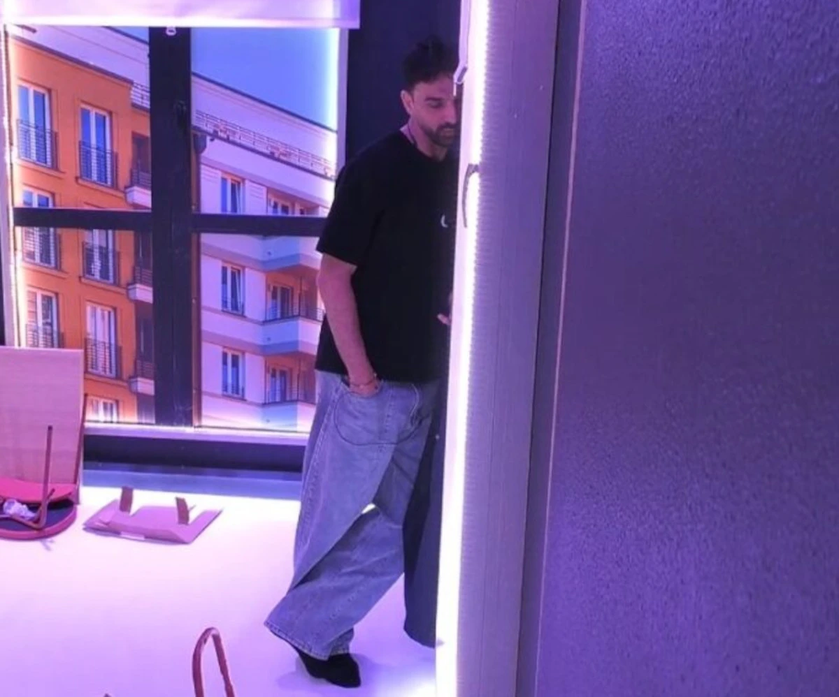 Raimondo Todaro nella Casa del Grande Fratello Vip