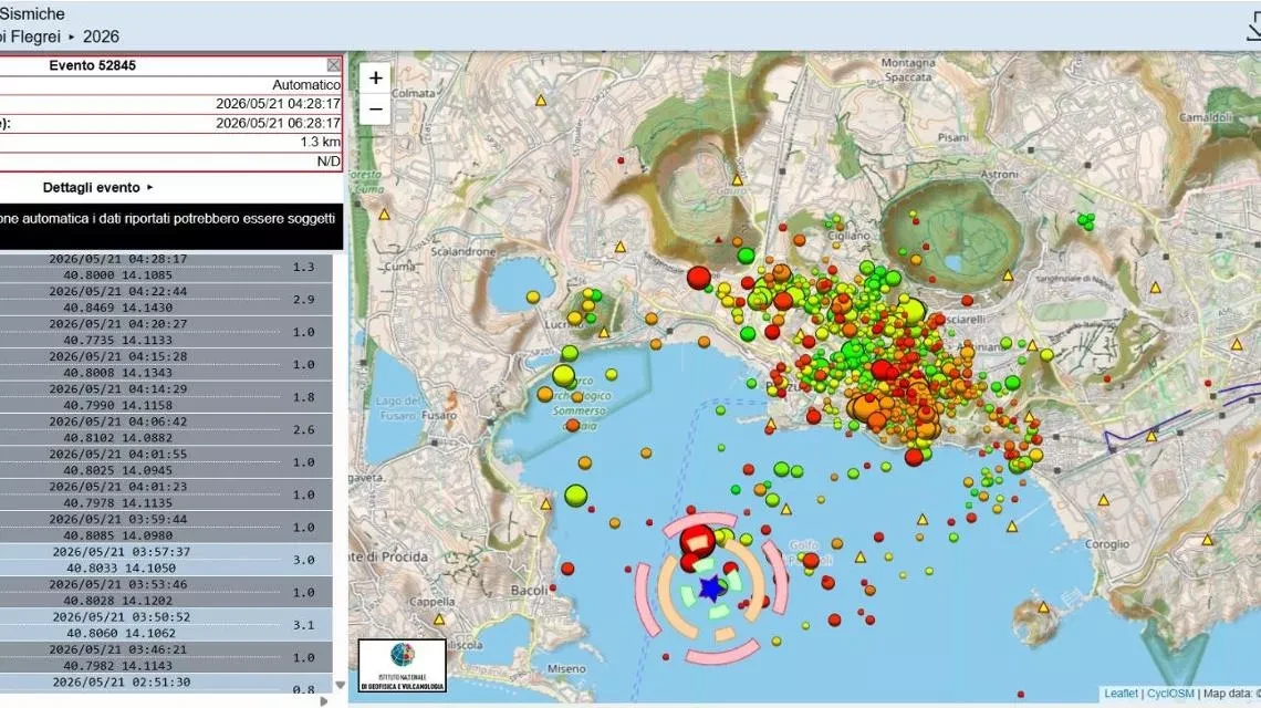 Zona dei Campi Flegrei e area interessata dal terremoto
