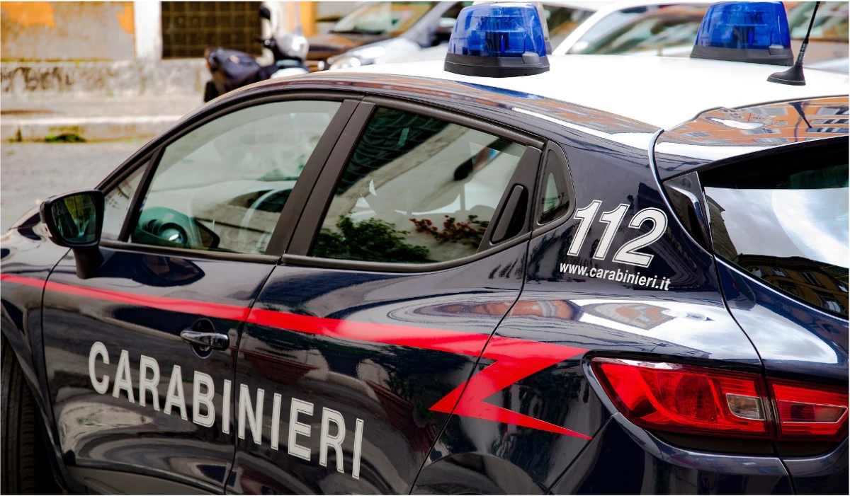 Carabinieri intervenuti per i rilievi dopo l'incidente sul lavoro