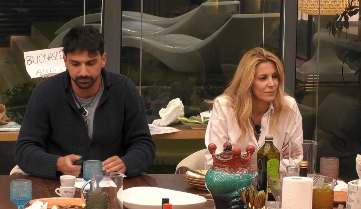 Grande Fratello Vip, confronto tra i concorrenti in cucina