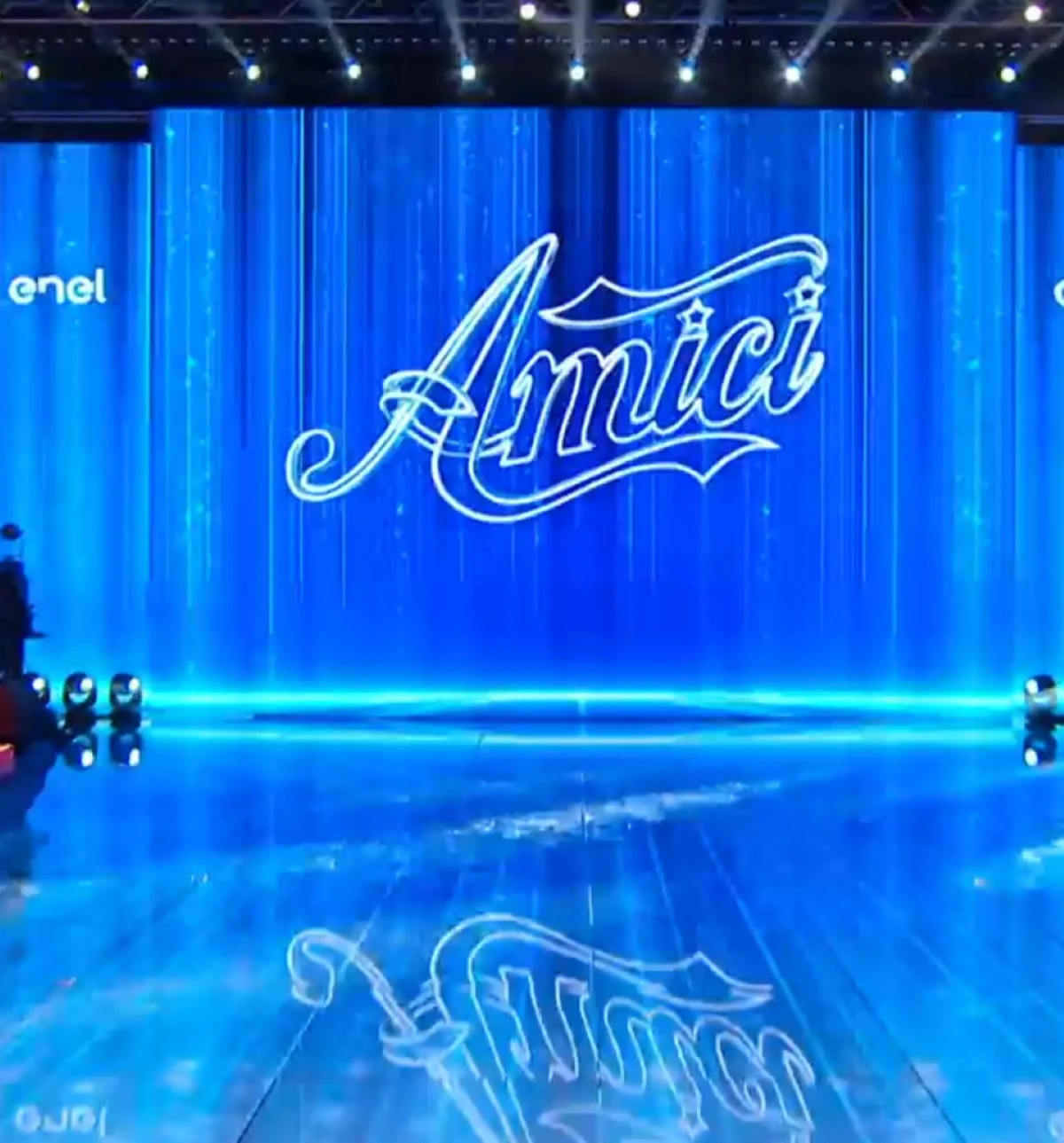Amici 25, momento del Serale con gli allievi in studio