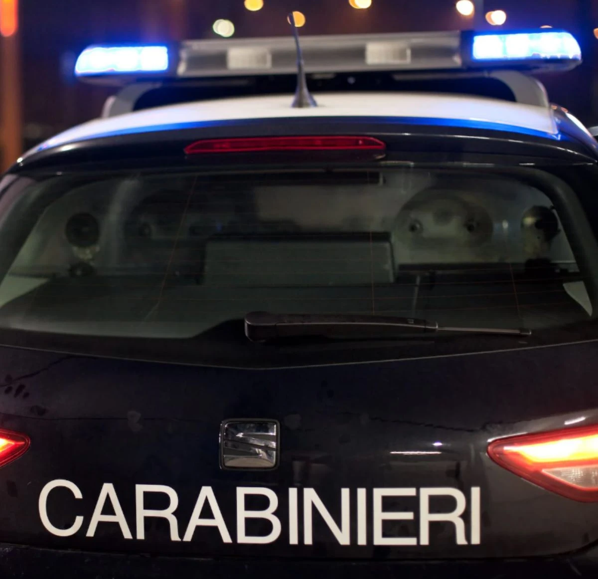 Carabinieri durante i controlli e i rilievi dopo l'omicidio