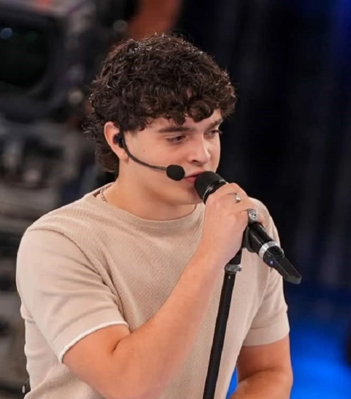 Gard ad Amici 25 nel momento dell'inedito