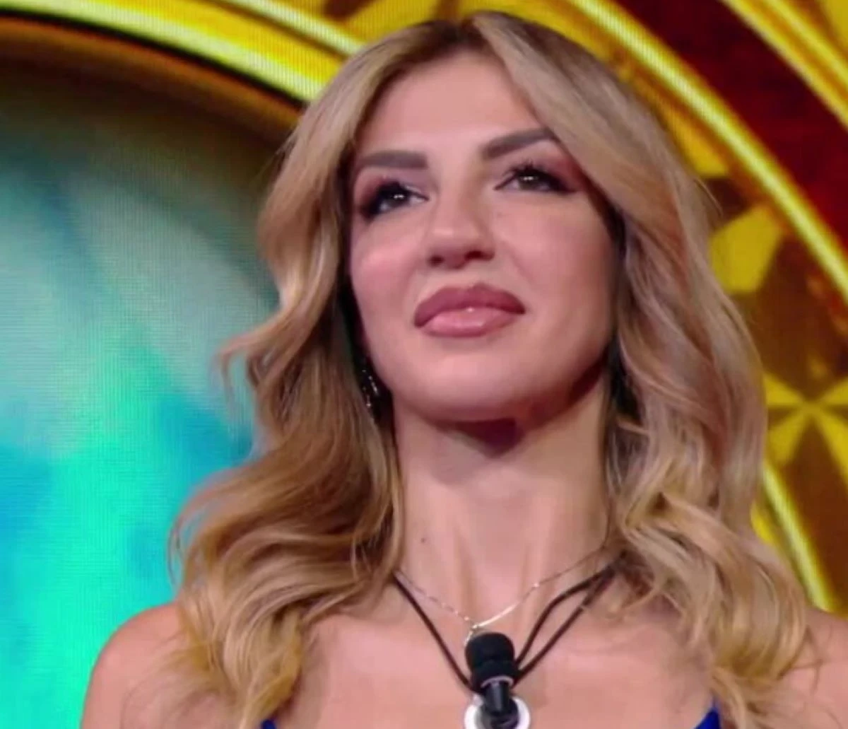 Grande Fratello Vip, Lucia Ilardo durante il televoto decisivo