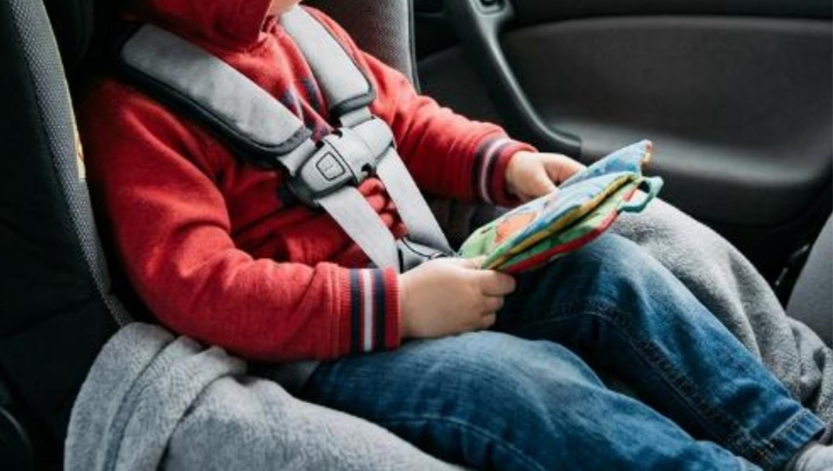 lascia i figli piccoli in auto sotto il sole e va a fare shopping choc in italia da Tvzap.it lascia i figli piccoli in auto sotto il sole e va a fare shopping choc in italia