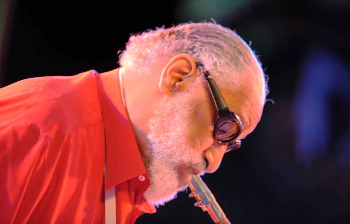 lutto enorme nella musica 232 morto proprio lui addio alla leggenda da Tvzap.it lutto enorme nella musica 232 morto proprio lui addio alla leggenda