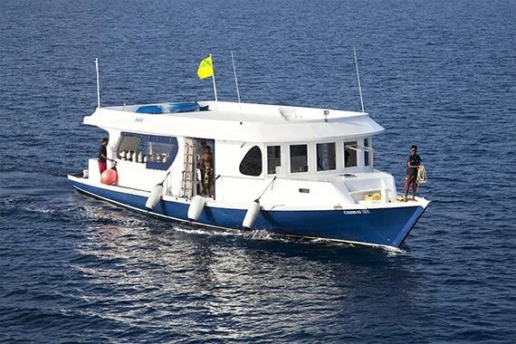 Imbarcazione per crociere diving alle Maldive utilizzata per turismo subacqueo