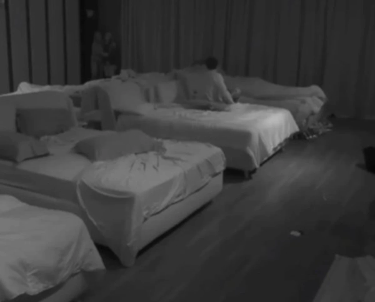 Grande Fratello Vip: Renato e Lucia al centro dei sospetti di un nuovo flirt