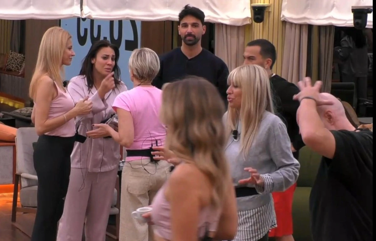 Grande Fratello Vip: immagine promozionale della fase finale del programma