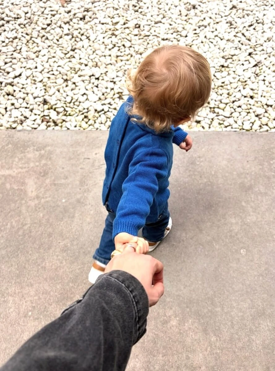 Guenda Goria con il figlio Noah in uno scatto condiviso
