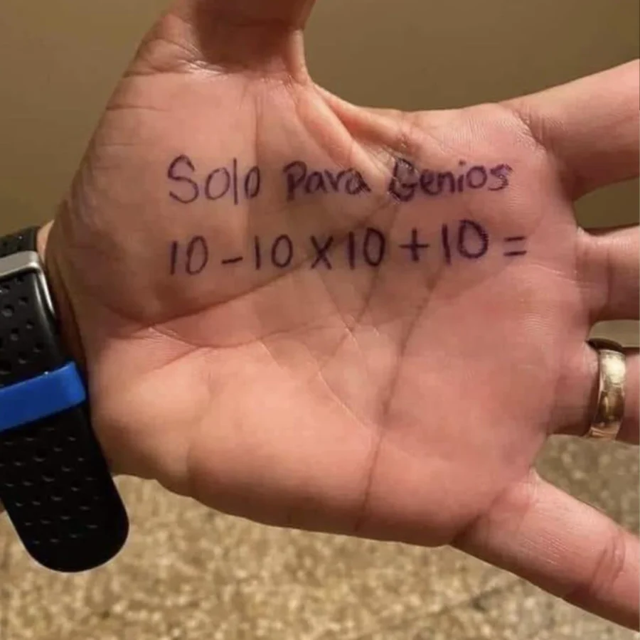Illustrazione legata a un test di matematica con il numero 10