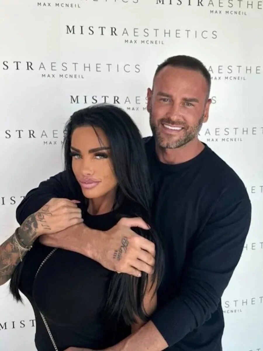 Foto relativa alle ricerche per Lee Andrews, marito di Katie Price, scomparso a Dubai