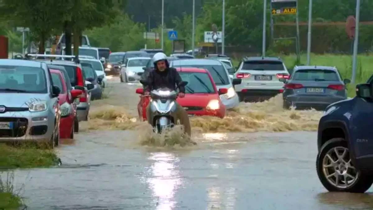 Nubifragi e temporali intensi: scenario di piogge forti e criticità meteo