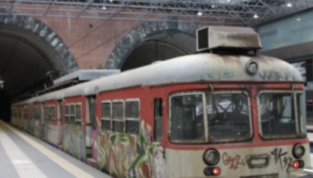 Treni fermi e verifiche dopo il terremoto ai Campi Flegrei