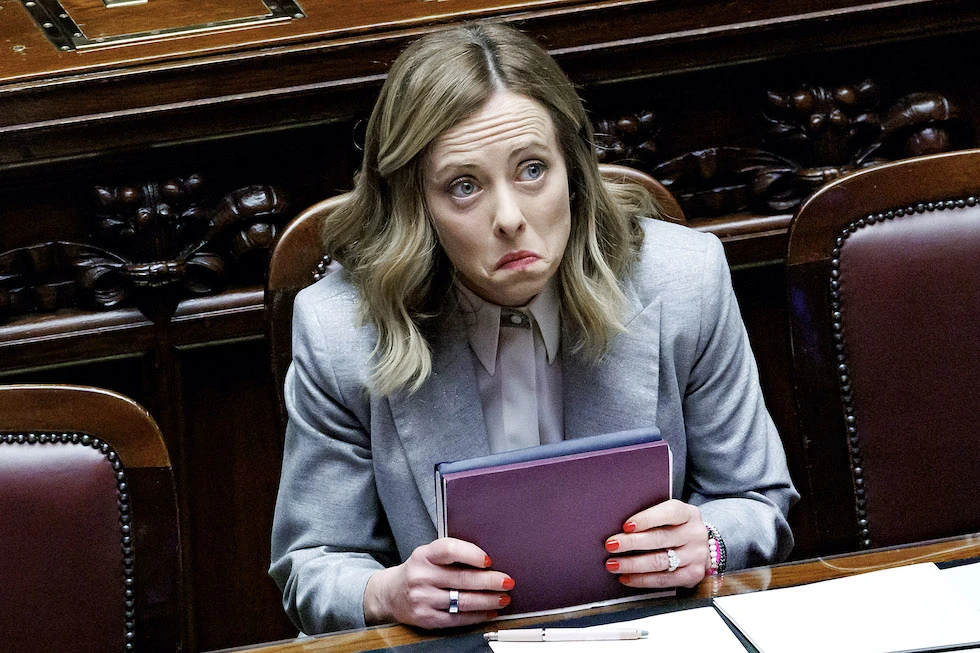 Giorgia Meloni alla Camera dei deputati durante comunicazioni in vista del Consiglio europeo
