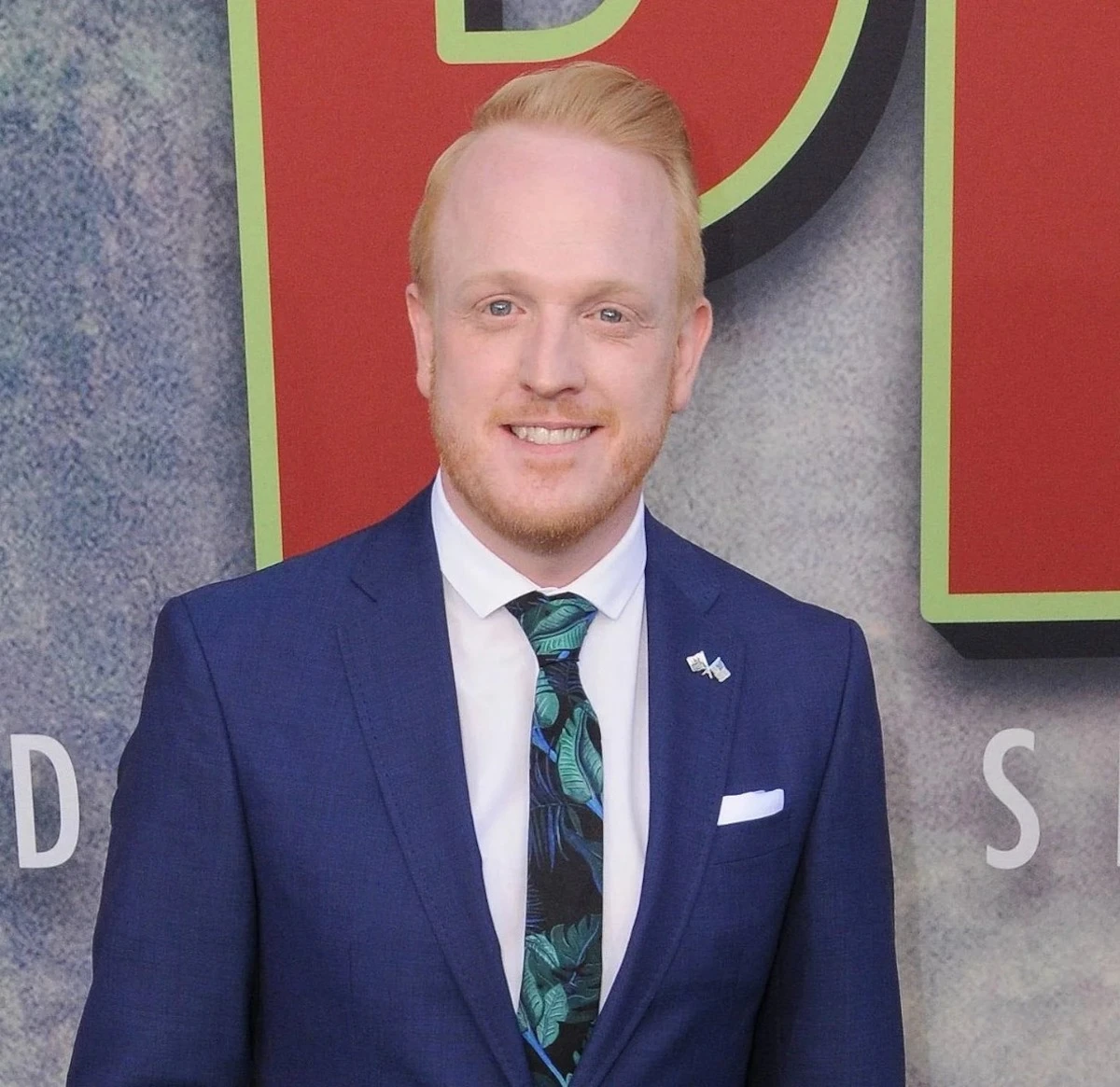 Immagine dell’attore Owain Rhys Davies durante la carriera tra teatro e televisione