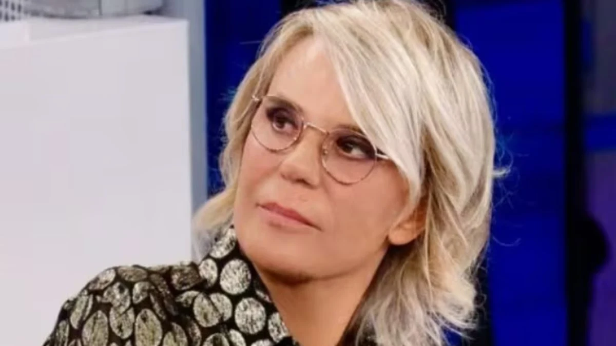 Maria De Filippi fotografata in vacanza a Ibiza