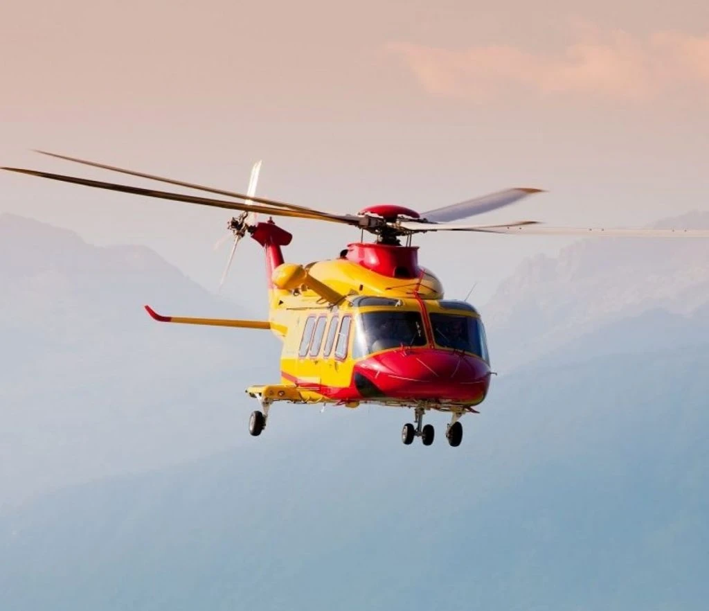 Eliambulanza in servizio per emergenze e trasporti sanitari