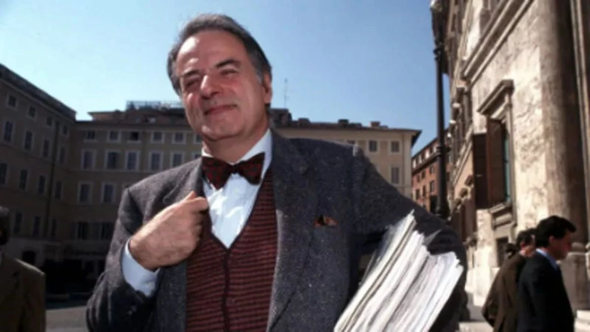 addio se ne va un pezzo d8217italia ha fatto la storia del nostro paese da Tvzap.it addio se ne va un pezzo d8217italia ha fatto la storia del nostro paese