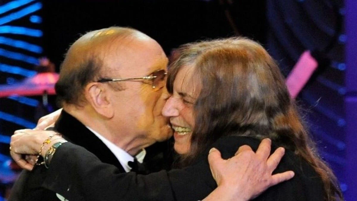 lutto nella musica se ne va un grande li ha scoperti tutti lui da Tvzap.it lutto nella musica se ne va un grande li ha scoperti tutti lui