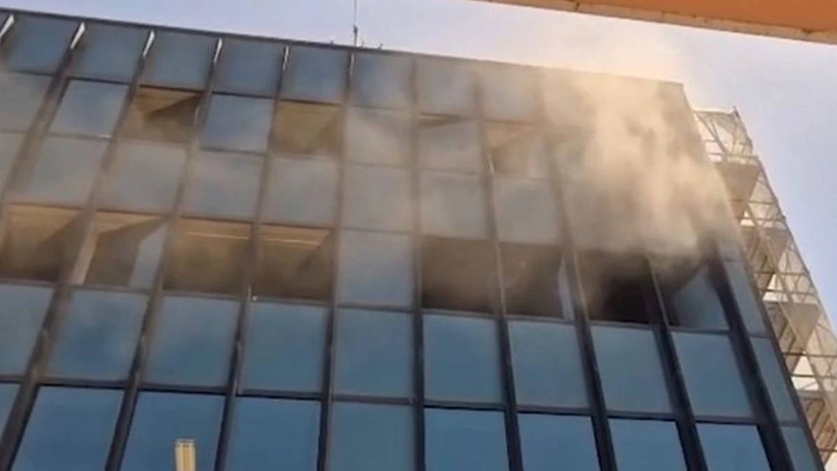 Controlli e messa in sicurezza dopo principio di incendio nella sede Rai