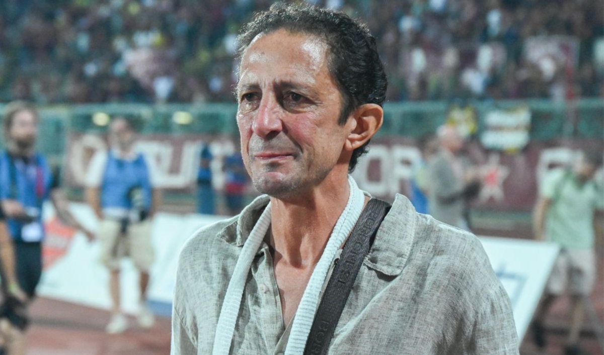 calcio in lutto addio alla leggenda tifosi in lacrime da Tvzap.it calcio in lutto addio alla leggenda tifosi in lacrime