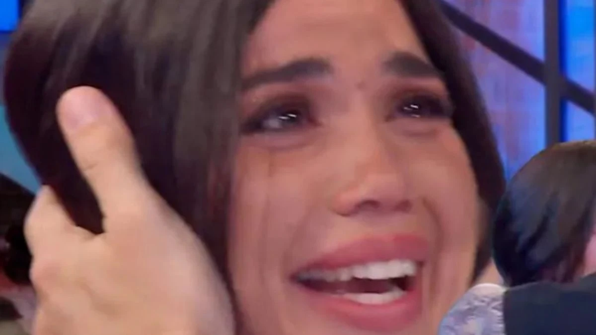 Affari tuoi: Dalila concorrente del Molise in studio con Stefano De Martino