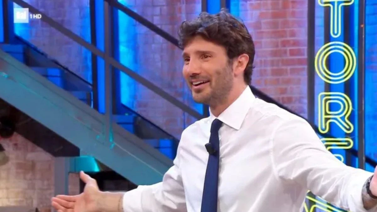 Affari tuoi: il momento finale della puntata con la vincita da 100mila euro