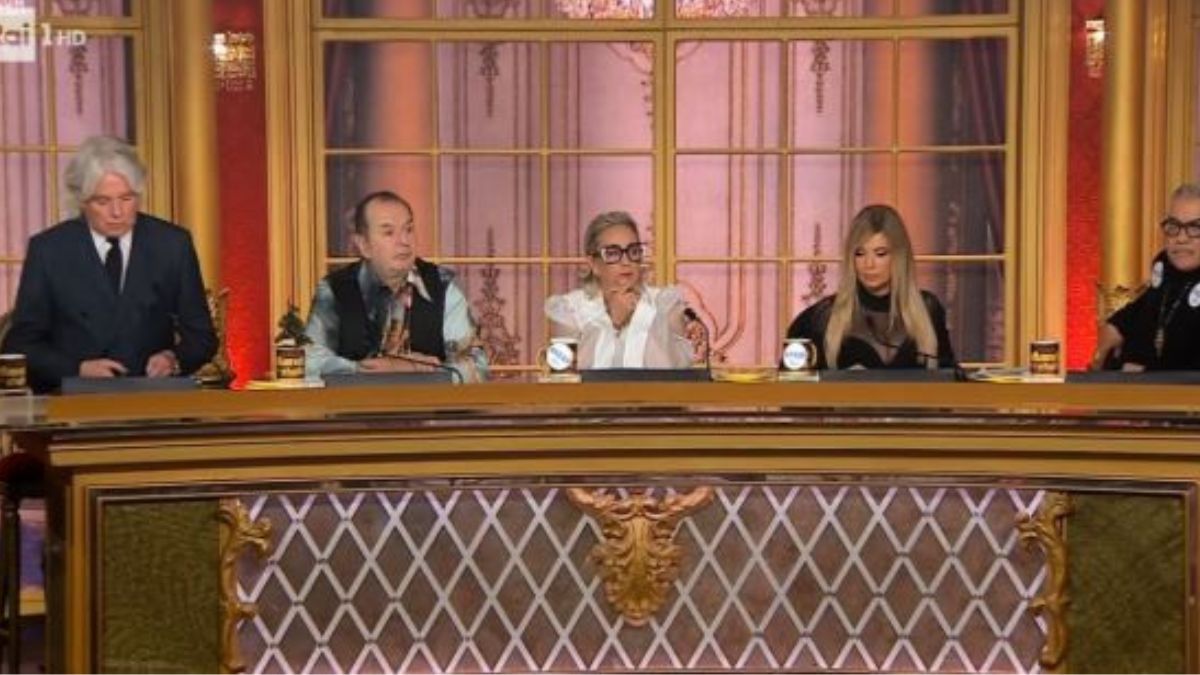 lui il nuovo giudice ballando con le stelle il gossip sul successore di selvaggia lucarelli da Tvzap.it lui il nuovo giudice ballando con le stelle il gossip sul successore di selvaggia lucarelli