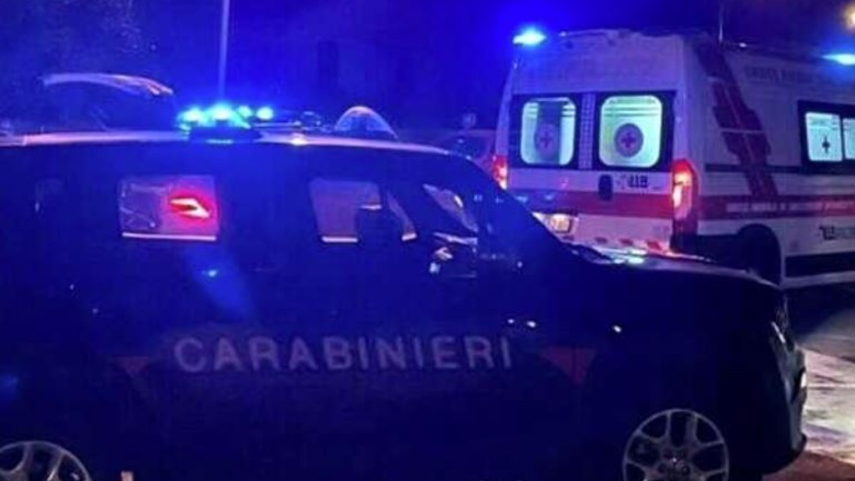 Scontro tra auto e moto sull'Appia a Monte San Biagio: morto un motociclista, strada chiusa