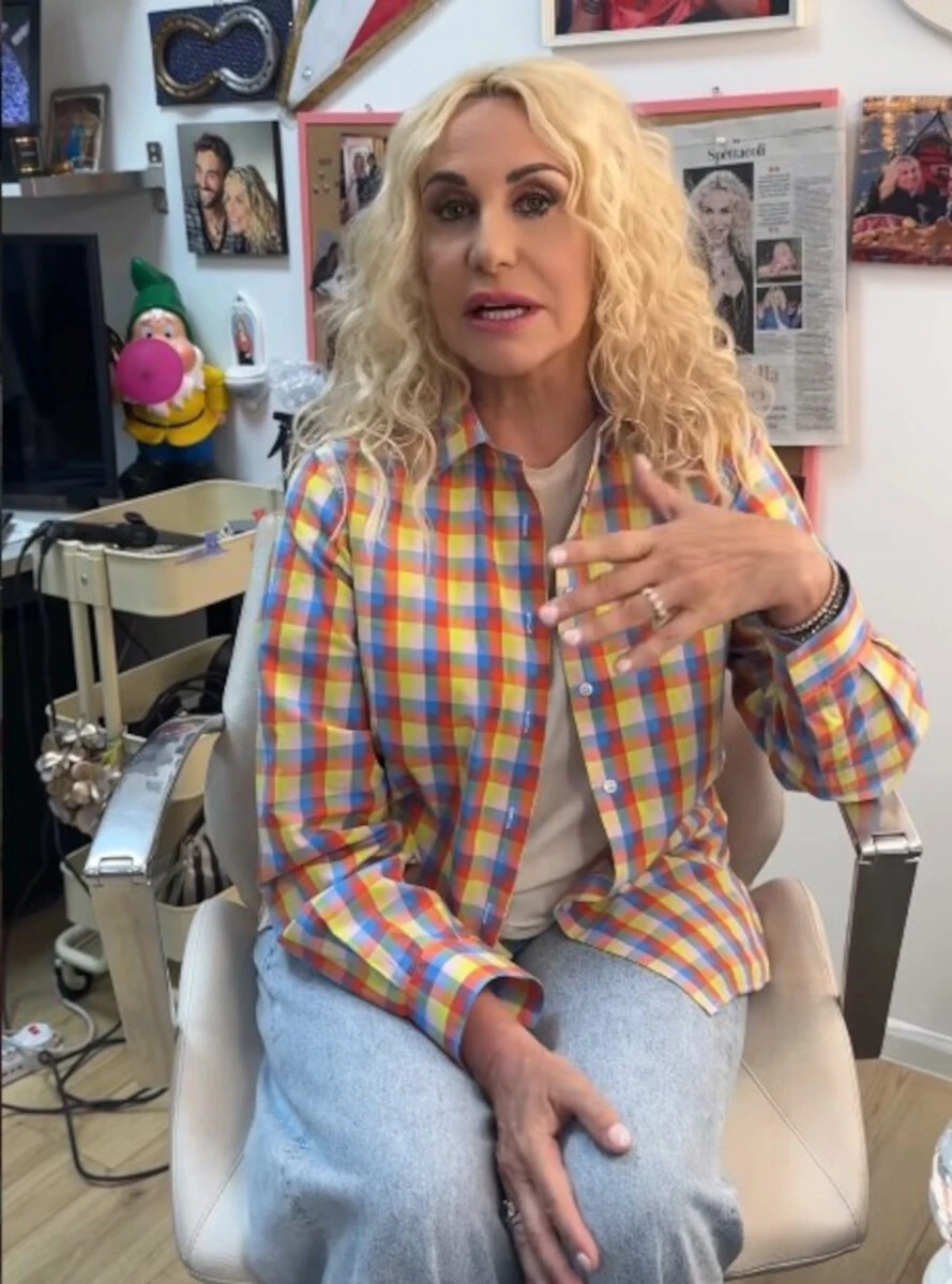 Antonella Clerici in un ritratto condiviso online