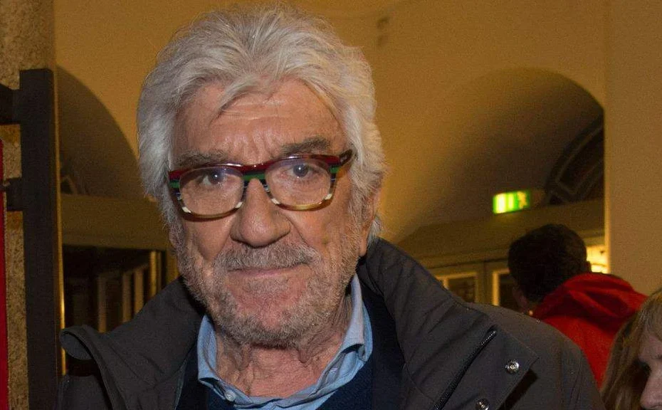 Gigi Proietti in primo piano