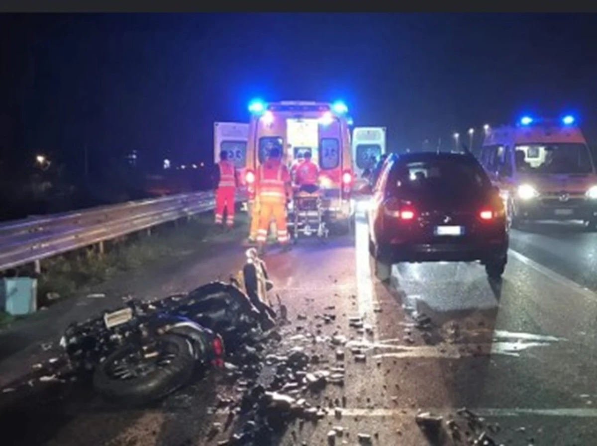 Incidente stradale notturno sulla statale 7bis nel Casertano