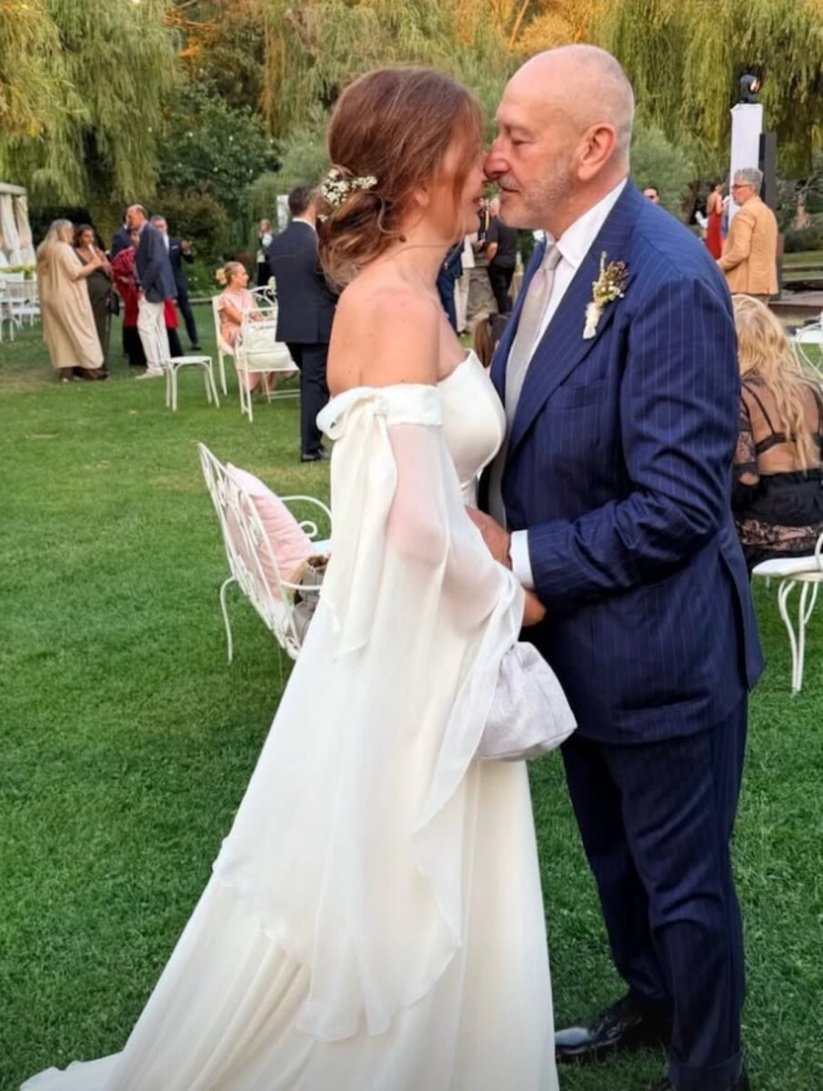 Mary Segneri nel giorno del matrimonio al Lago di Bracciano