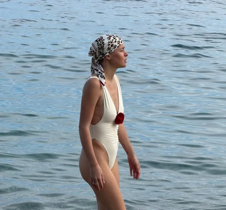 Scatti di Natalia Paragoni sulla costa ligure durante la vacanza