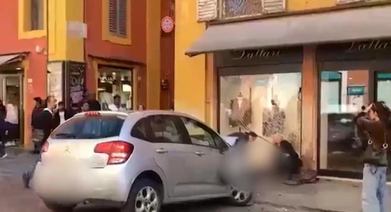 Immagine collegata alla vicenda dell'auto sulla folla a Modena