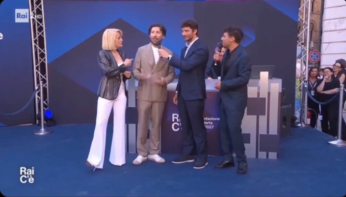 Stefano De Martino durante un evento Rai