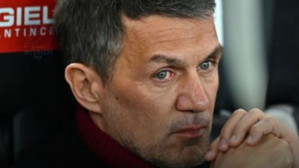 nazionale maldini pronto a dire addio chi arriva al suo posto da Tvzap.it nazionale maldini pronto a dire addio chi arriva al suo posto