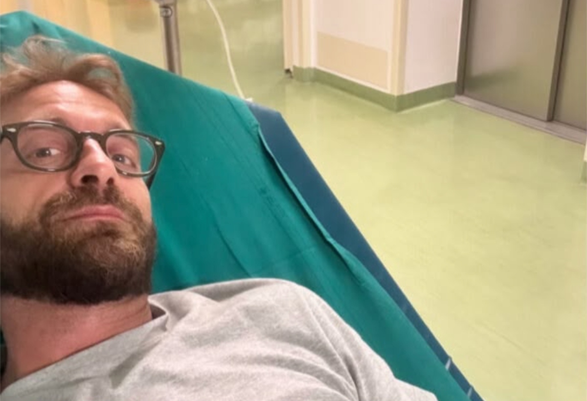 pensavo fosse un pelo incarnito e invece8230 il famoso di italia1 ricoverato 232 shock da Tvzap.it pensavo fosse un pelo incarnito e invece8230 il famoso di italia1 ricoverato 232 shock