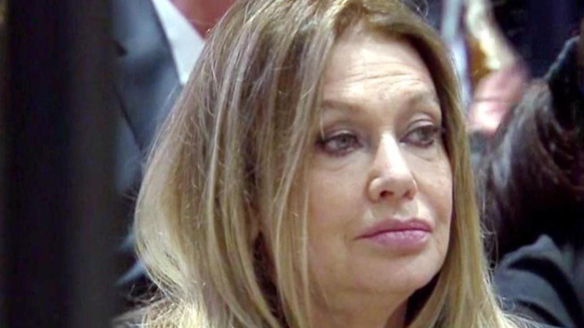 veronica lario si ritrova a sperare in8230 vannacci da non credere cosa succede da Tvzap.it veronica lario si ritrova a sperare in8230 vannacci da non credere cosa succede