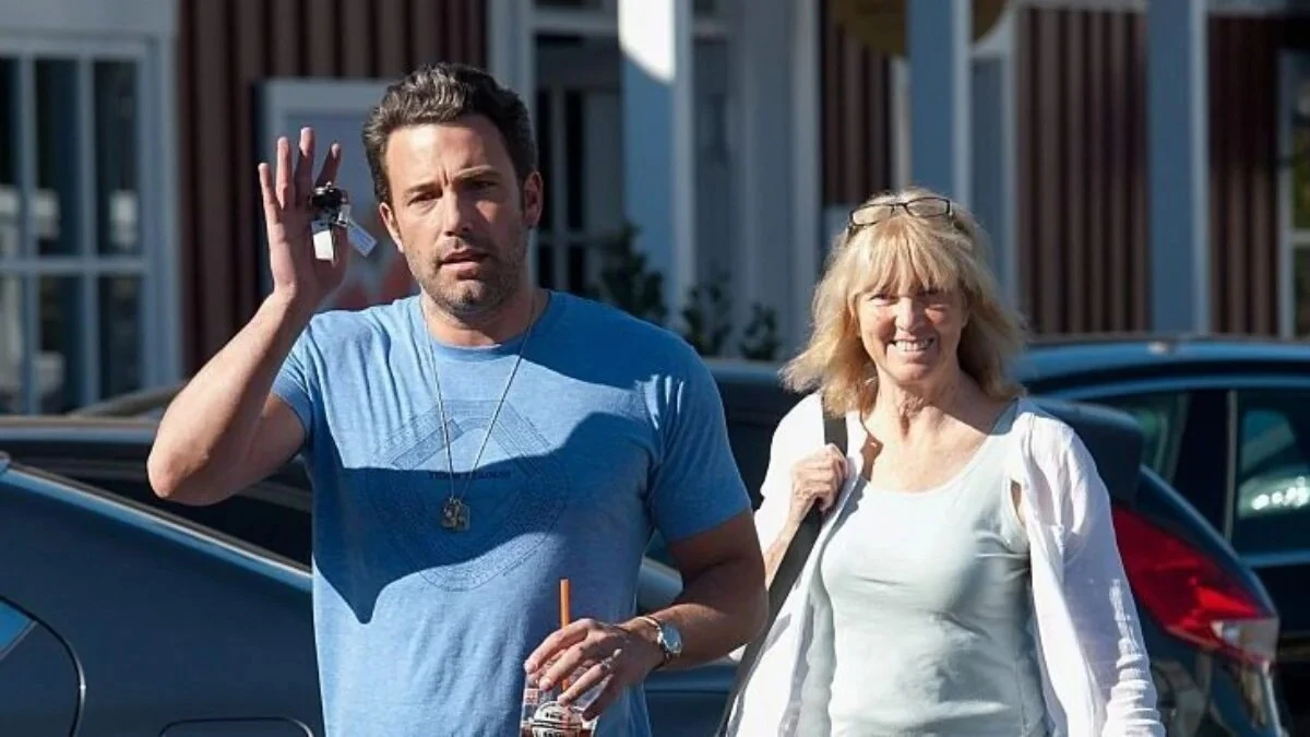 Ben Affleck e Chris Anne Affleck durante un evento