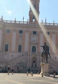 Campidoglio, si dimette l’assessora Monica Lucarelli: cosa succede e chi prende il suo posto