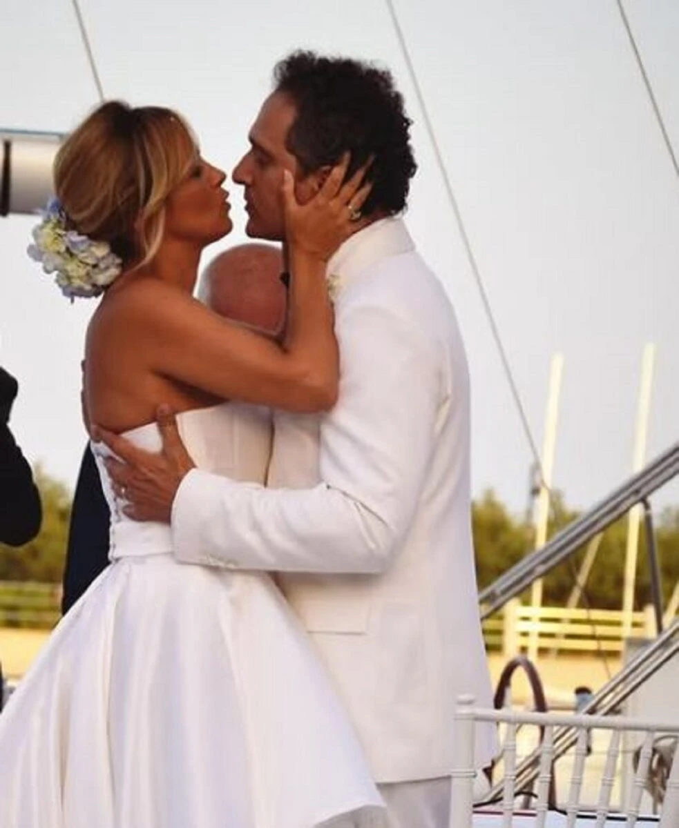 Francesca Barra e Claudio Santamaria in uno scatto del loro matrimonio