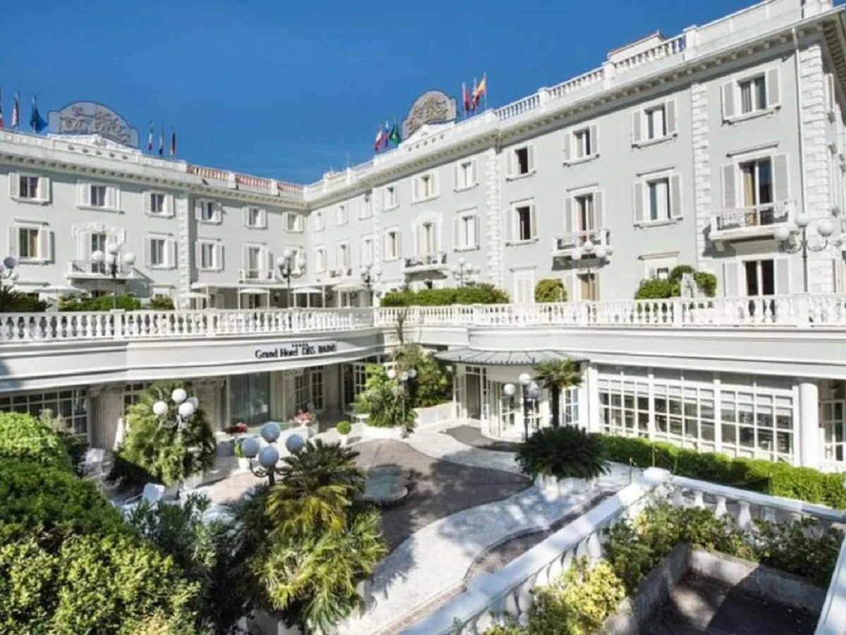 Grand Hotel di Riccione sotto sequestro: fallito nel 2023, ospitava turisti in nero