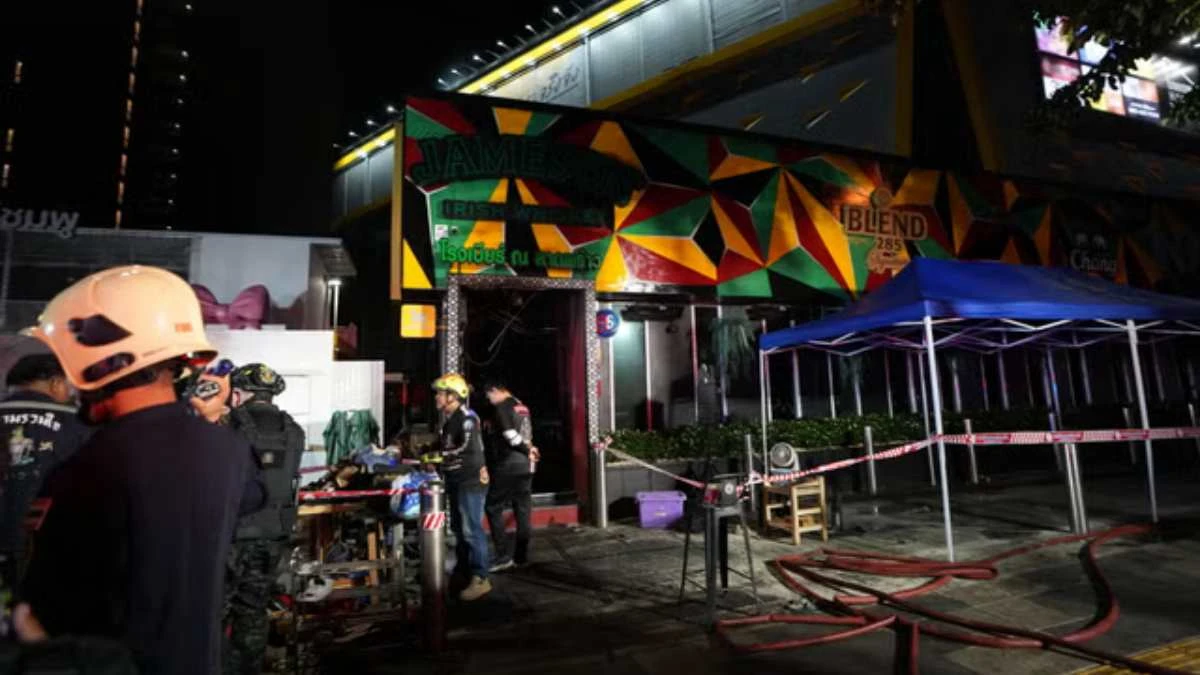 esplosione durante il concerto il pub si trasforma in un inferno decine di morti da Tvzap.it esplosione durante il concerto il pub si trasforma in un inferno decine di morti