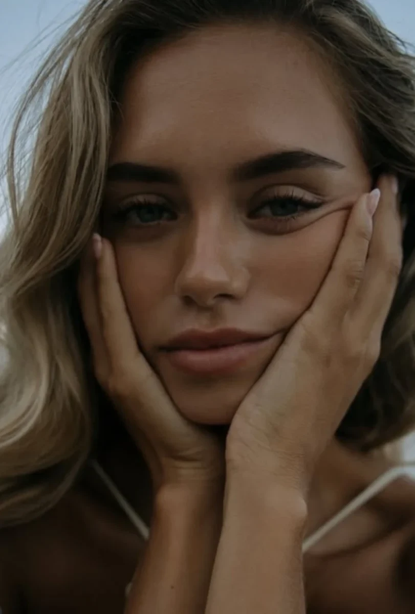 Laila Hasanovic, modella danese