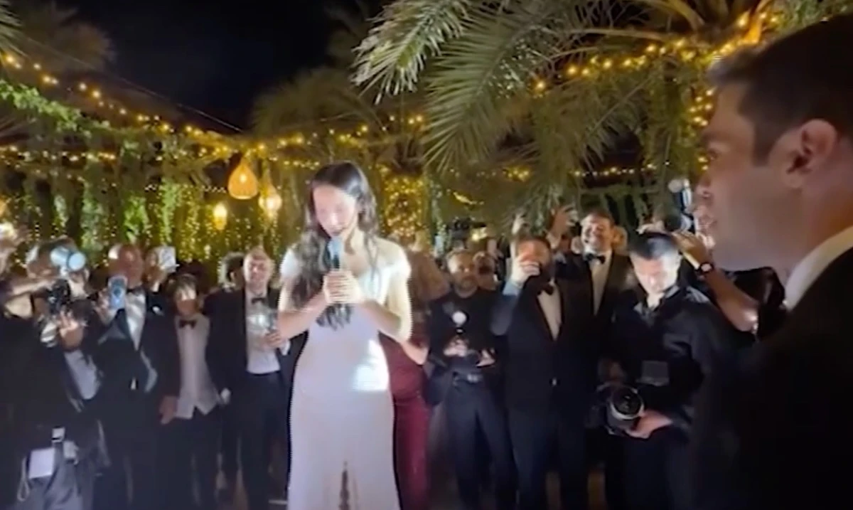 Scatto degli invitati al matrimonio di Aurora Ramazzotti