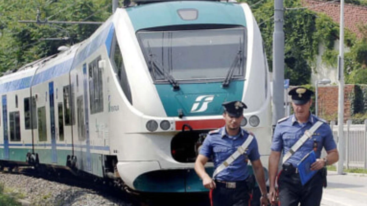 morto sul treno tragedia in italia passeggeri sconvolti da Tvzap.it morto sul treno tragedia in italia passeggeri sconvolti