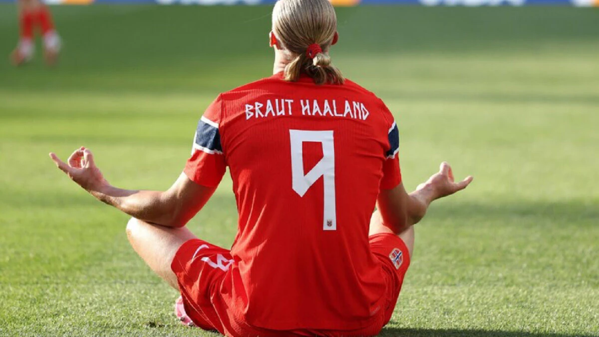Jude Bellingham durante la partita dell'Inghilterra al Mondiale 2026
